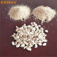 長(zhǎng)期批發(fā)3-5目/12-14目玉米芯粉 壓塊玉米芯顆?？杉庸? onmouseover=